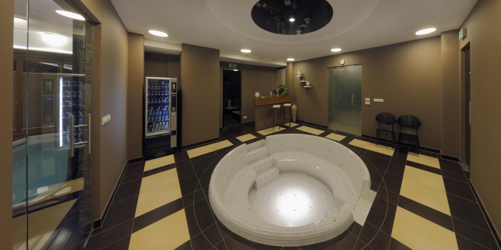 Esmarin Wellness Hotel Mnisek pod Brdy Luaran gambar